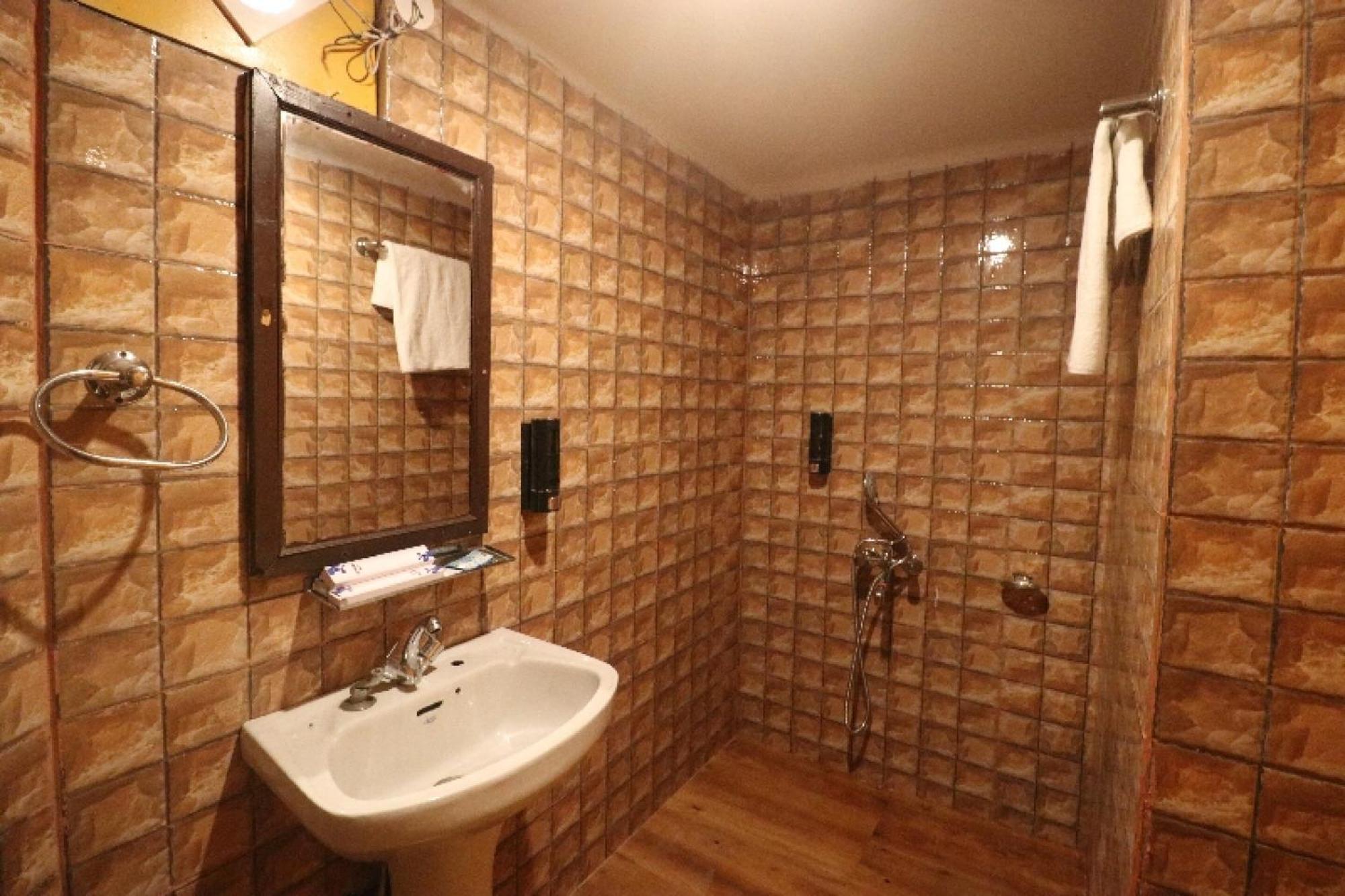 Hotel O Beas Regency Manāli Екстериор снимка